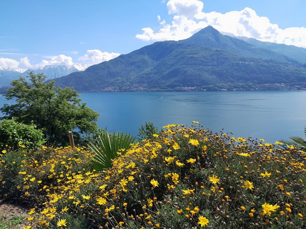 Cyclists on Lake Como in Beautiful Weather