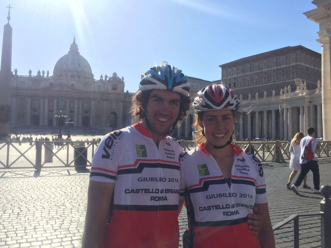 Cyclists in Rome - Bike It Bellagio