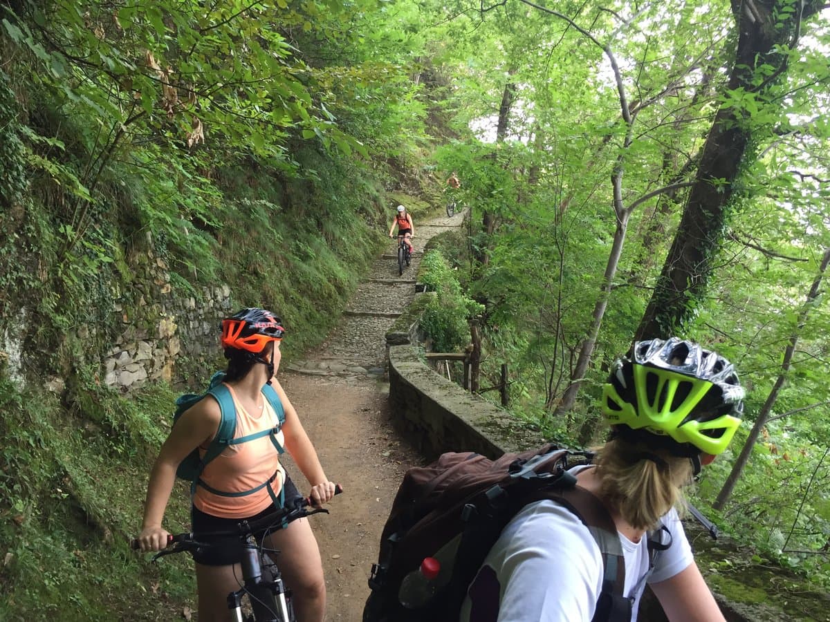 lago e monti varenna 1