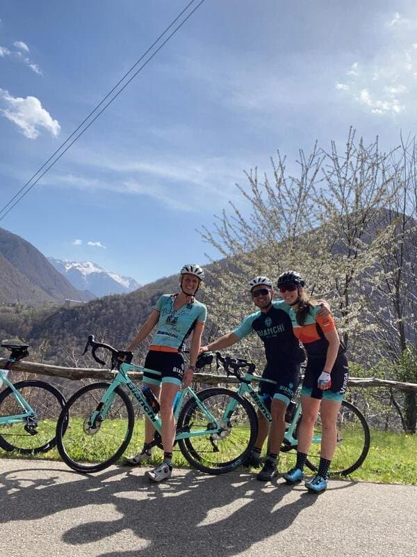 Cyclists on a scenic road in Lake Como