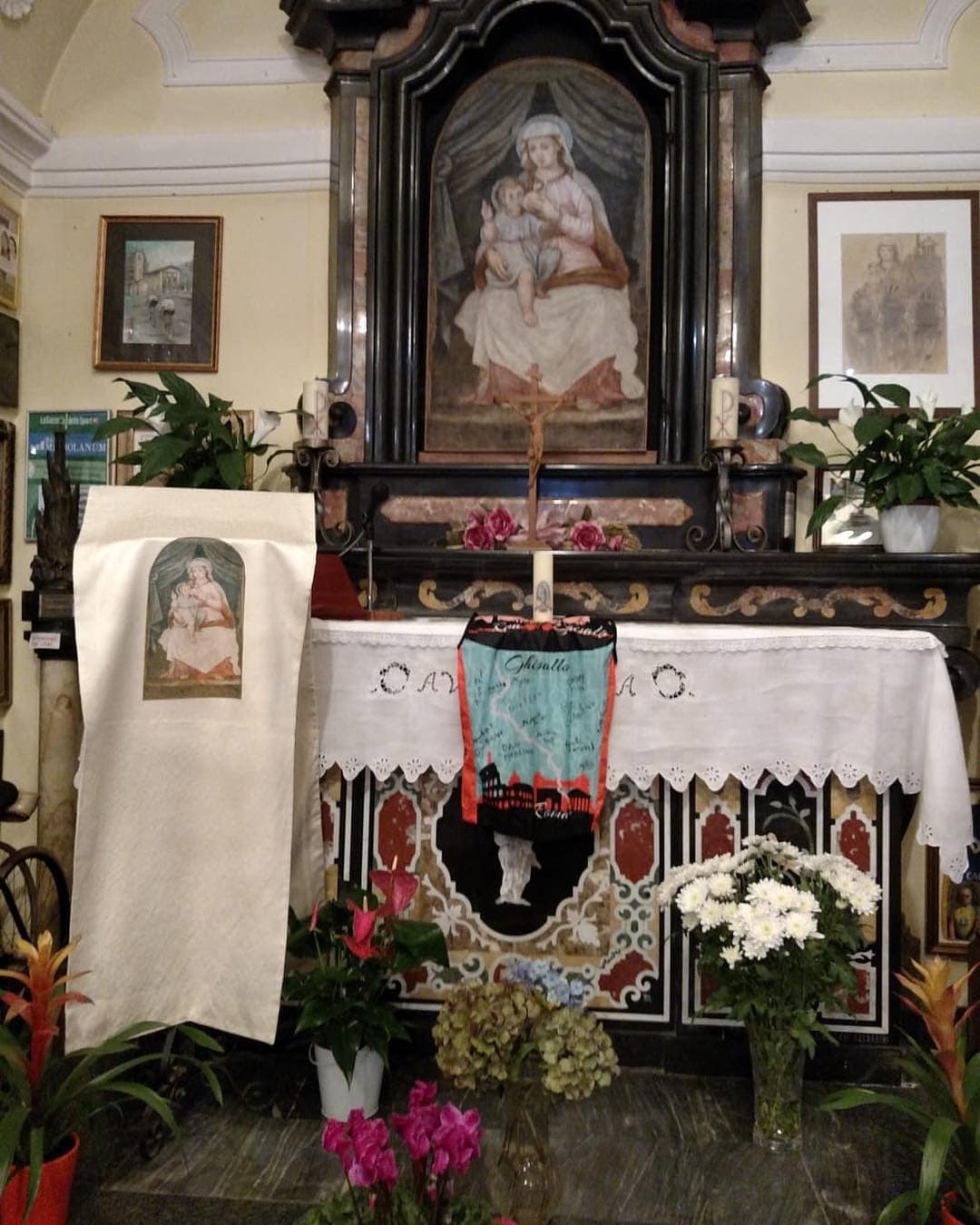 Cyclists at the bike chapel - Bike It Bellagio Cyclists at the bike chapel - Bike It Bellagio