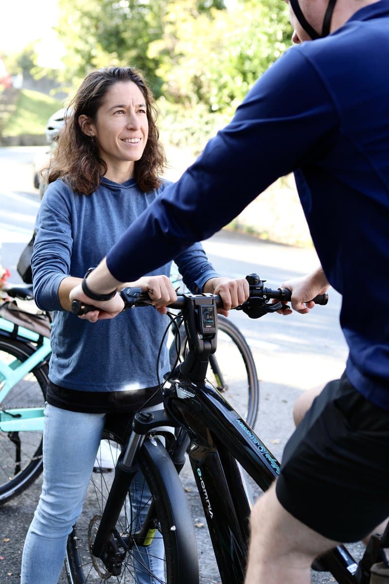 Kids e-bikes and family cycling on Lake Como Kids e-bikes and family cycling on Lake Como